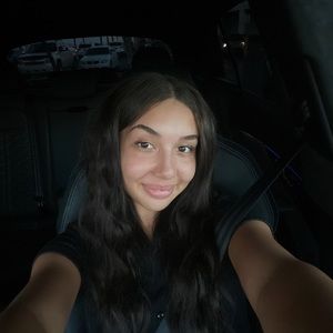 Meet your Posher, Alwxia